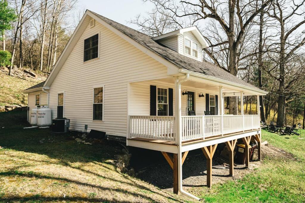 Cozy Cottage, Hot Tub, Fire Pit, 15Min To Hudson And Hiking キャッツキル エクステリア 写真